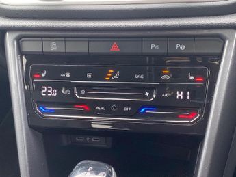 VOLKSWAGEN T-ROC 1.5 Tsi Style Suv 5Dr Petrol Dsg Euro 6 (S/S) (150 Ps)