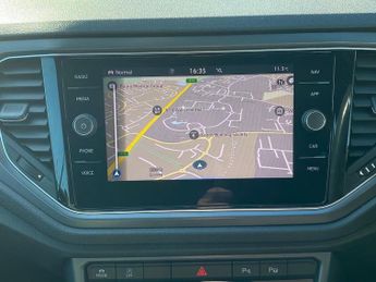 VOLKSWAGEN T-ROC 1.5 Tsi Evo R-Line Cabriolet 2Dr Petrol Dsg Euro 6 (S/S) (150 Ps