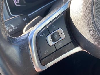 VOLKSWAGEN T-ROC 1.5 Tsi Evo R-Line Cabriolet 2Dr Petrol Dsg Euro 6 (S/S) (150 Ps