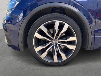 VOLKSWAGEN TIGUAN 2.0 Tsi R-Line Suv 5Dr Petrol Dsg 4Motion Euro 6 (S/S) (180 Ps)