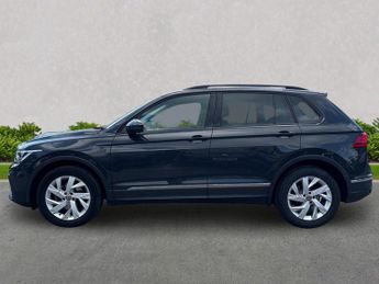 VOLKSWAGEN TIGUAN 1.5 Tsi Life Suv 5Dr Petrol Dsg Euro 6 (S/S) (150 Ps)