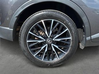 TOYOTA C-HR C-Hr 1.8 Hybrid Excel 5Dr Cvt Hatchback