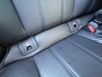 LAND ROVER RANGE ROVER EVOQUE 2.0 D180 S 5Dr Auto