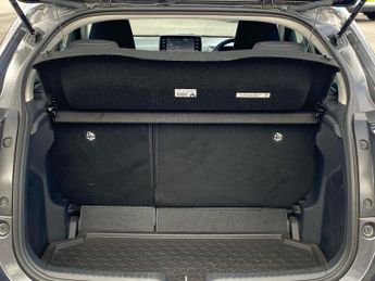 TOYOTA YARIS 1.5 Hybrid Design 5Dr Cvt