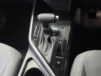 KIA NIRO 1.6 Gdi Hybrid 2 5Dr Dct