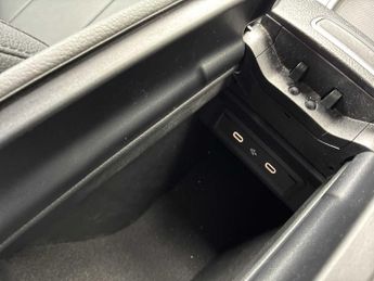 MERCEDES-BENZ EQB Eqb 250+ 140Kw Sport Executive 70.5Kwh 5Dr Auto