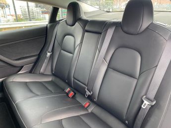 TESLA MODEL 3 (Dual Motor) Long Range Saloon 4Dr Electric Auto 4Wde (346 Ps)