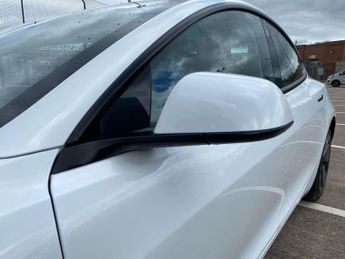 TESLA MODEL 3 (Dual Motor) Long Range Saloon 4Dr Electric Auto 4Wde (346 Ps)