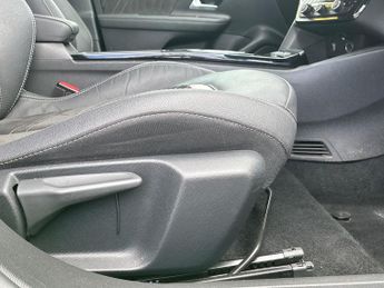 VAUXHALL MOKKA 50Kwh Ultimate Suv 5Dr Electric Auto (136 Ps)