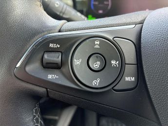 VAUXHALL MOKKA 50Kwh Gs Suv 5Dr Electric Auto (136 Ps)