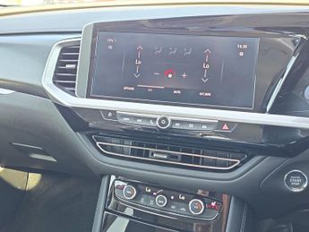 VAUXHALL GRANDLAND 1.2 Turbo Ultimate Suv 5Dr Petrol Auto Euro 6 (S/S) (130 Ps)