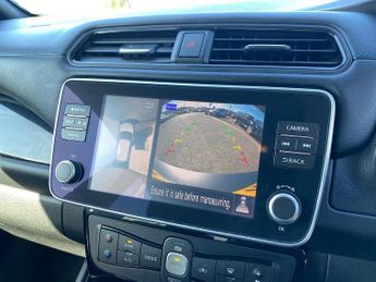 NISSAN LEAF 39Kwh N-Connecta Hatchback 5Dr Electric Auto (150 Ps)