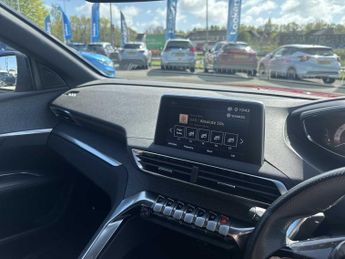 PEUGEOT 3008 1.5 Bluehdi Gt Line 5Dr Eat8