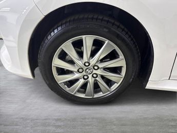 TOYOTA YARIS 1.5 Vvt-H Icon Hatchback 5Dr Petrol Hybrid E-Cvt Euro 6 (S/S) (1