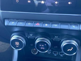 RENAULT ARKANA 1.6 E-Tech Full Hybrid 145 Engineered 5Dr Auto