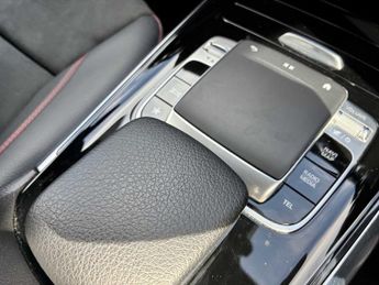 MERCEDES-BENZ B CLASS B200D Amg Line 5Dr Auto