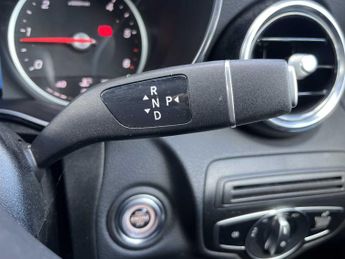 MERCEDES-BENZ GLC Glc 220D 4Matic Amg Line 5Dr 9G-Tronic