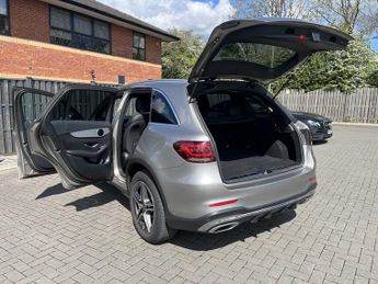 MERCEDES-BENZ GLC Glc 220D 4Matic Amg Line 5Dr 9G-Tronic