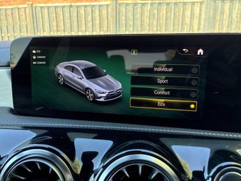 MERCEDES-BENZ CLA Cla 200 Amg Line Executive 4Dr Tip Auto