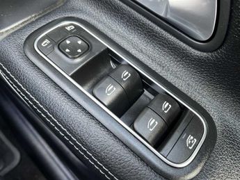 MERCEDES-BENZ A CLASS A180D [2.0] Sport 5Dr Auto