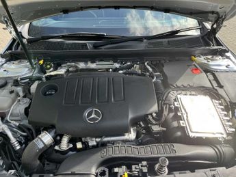 MERCEDES-BENZ A CLASS A180D [2.0] Sport 5Dr Auto