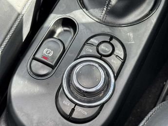 MINI HATCHBACK 135Kw Cooper S Level 3 33Kwh 3Dr Auto