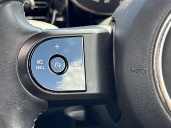 MINI HATCHBACK 135Kw Cooper S Level 3 33Kwh 3Dr Auto