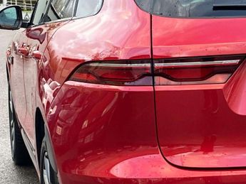 JAGUAR F-PACE 2.0 D200 R-Dynamic Se Black 5Dr Auto Awd