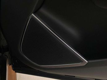 JAGUAR F-PACE 2.0 P400E R-Dynamic Hse Black 90Th Anniv 5Dr Auto