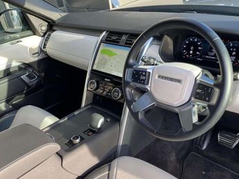 LAND ROVER DISCOVERY 3.0 D300 Dynamic Hse 5Dr Auto