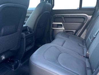 LAND ROVER DEFENDER 3.0 D250 Hse 110 5Dr Auto [6 Seat]