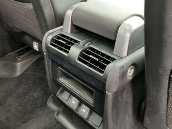 LAND ROVER DEFENDER 3.0 D250 Se 110 5Dr Auto