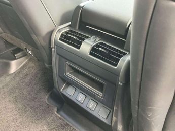 LAND ROVER DEFENDER 2.0 P300E X-Dynamic Se 110 5Dr Auto
