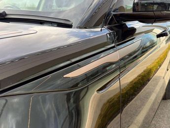 LAND ROVER RANGE ROVER EVOQUE 1.5 P300E Dynamic Hse 5Dr Auto