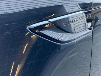 LAND ROVER DISCOVERY 3.0 D300 R-Dynamic Se 5Dr Auto