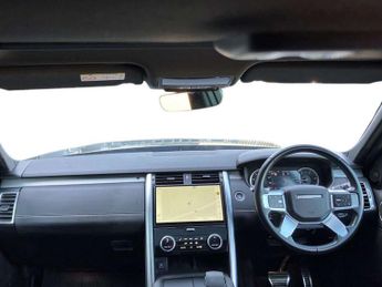 LAND ROVER DISCOVERY 3.0 D300 R-Dynamic Se 5Dr Auto