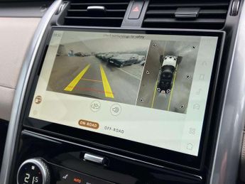 LAND ROVER DISCOVERY 3.0 D300 Dynamic Hse 5Dr Auto