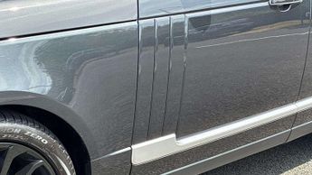 LAND ROVER RANGE ROVER 3.0 Tdv6 Autobiography 4Dr Auto