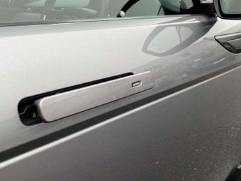 LAND ROVER RANGE ROVER EVOQUE 2.0 D200 Edition 5Dr Auto