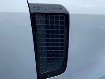LAND ROVER DEFENDER 3.0 D250 Hard Top Auto