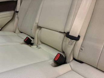 LAND ROVER RANGE ROVER 3.0 P440E Se 4Dr Auto