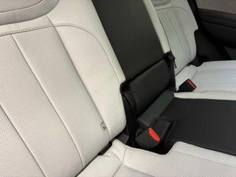 LAND ROVER RANGE ROVER SPORT 3.0 P440E Dynamic Se 5Dr Auto