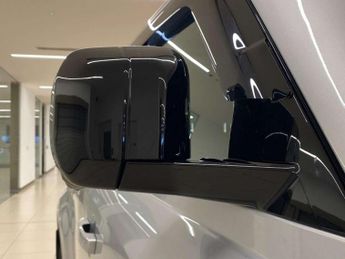 LAND ROVER DEFENDER 3.0 D250 Xs Edition 110 5Dr Auto