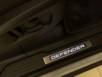 LAND ROVER DEFENDER 3.0 D300 X 90 3Dr Auto