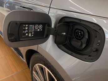 LAND ROVER RANGE ROVER 3.0 P460E Autobiography 4Dr Auto