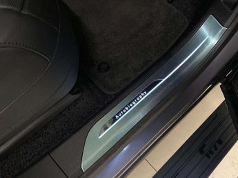 LAND ROVER RANGE ROVER 3.0 P460E Autobiography 4Dr Auto