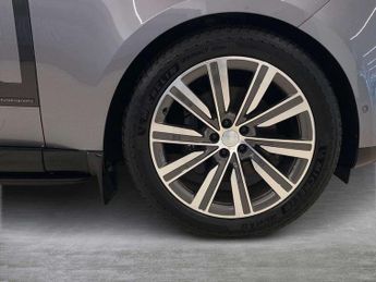 LAND ROVER RANGE ROVER 3.0 P460E Autobiography 4Dr Auto