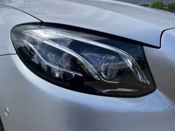 MERCEDES-BENZ E CLASS E220D Amg Line Premium 2Dr 9G-Tronic