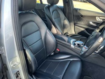 MERCEDES-BENZ C CLASS C220D Amg Line Premium Plus 4Dr Auto