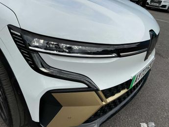RENAULT MEGANE E-TECH Ev60 160Kw Iconic 60Kwh Optimum Charge 5Dr Auto